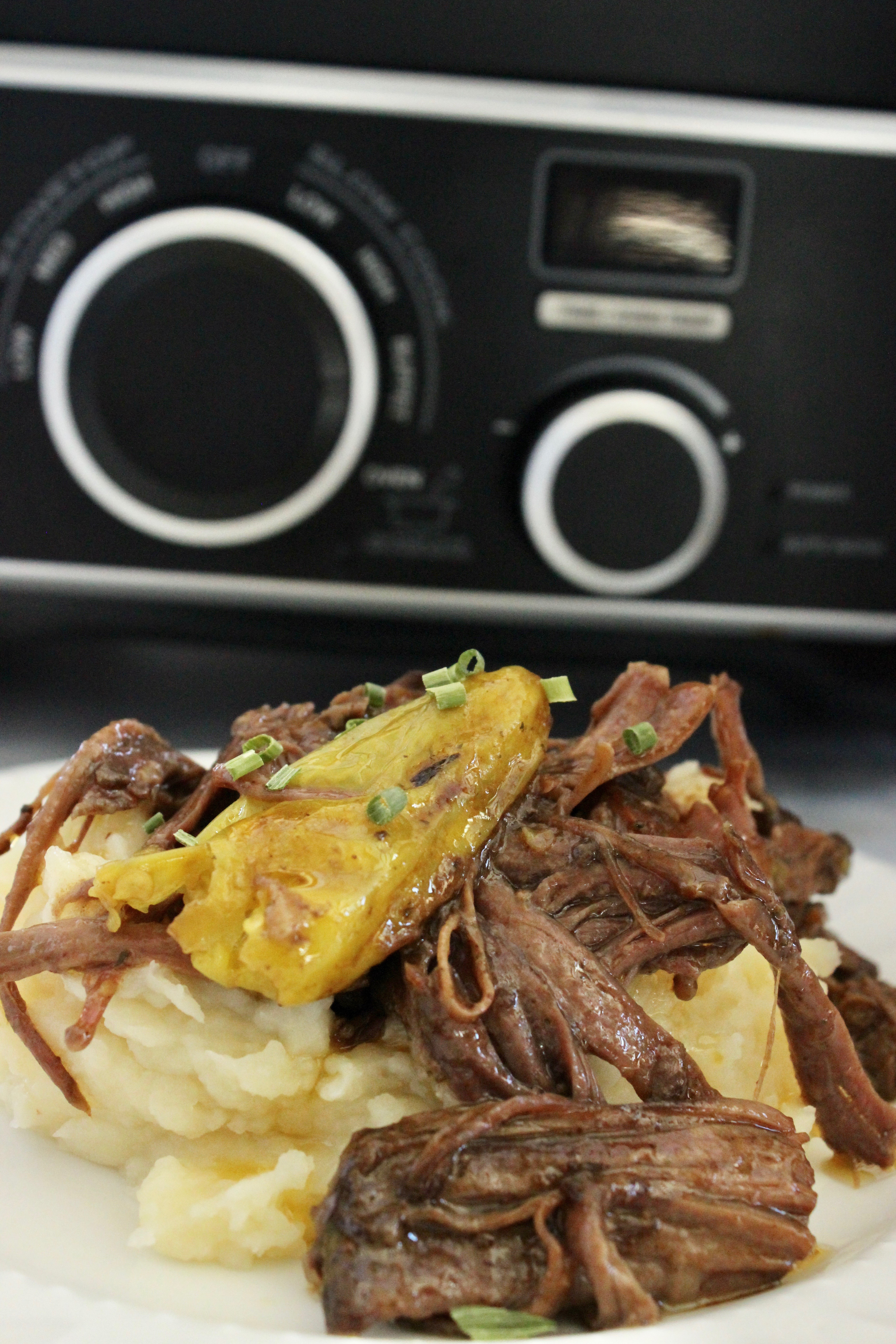 mississippi pot roast slow cooker Mom's Cravings