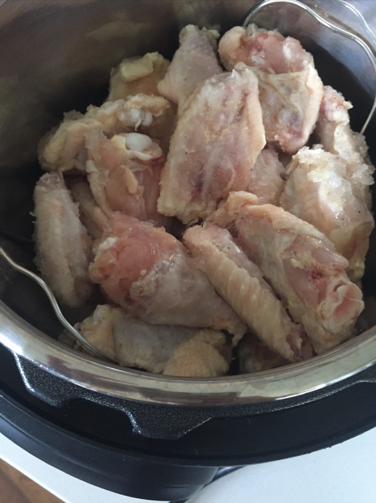 chicken wings in the Instant Pot