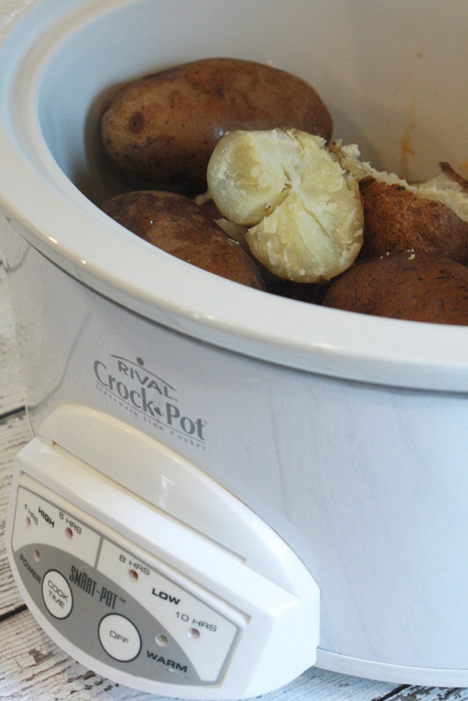 slow cooker baked potatoes