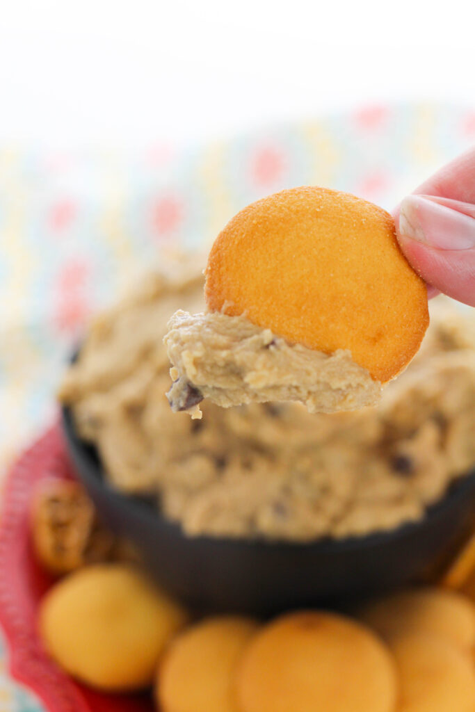 dessert dip with graham crackers